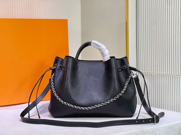 luxury designer totes leather bella tote perforation bags fashion classic handbags for women purse with pouch wallet woman shopping shoulder
luxury designer totes leather bella tote perforation bags fashion classic handbags for women purse with pouch wallet woman shopping shoulder