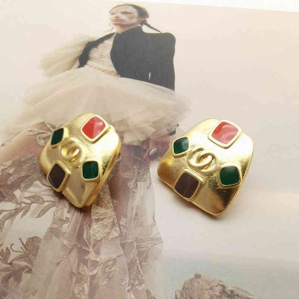 new fashion trend jewelry luxury quality designer wholesale small version light high sense double color diamond temperament simple earrings, Silver
new fashion trend jewelry luxury quality designer wholesale small version light high sense double color diamond temperament simple earrings, Silver