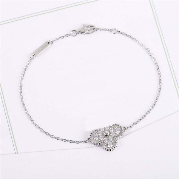 s925 silver 1.5cm flower bracelet with all diamond for women wedding jewelry gift web116276h, Golden;silver
s925 silver 1.5cm flower bracelet with all diamond for women wedding jewelry gift web116276h, Golden;silver