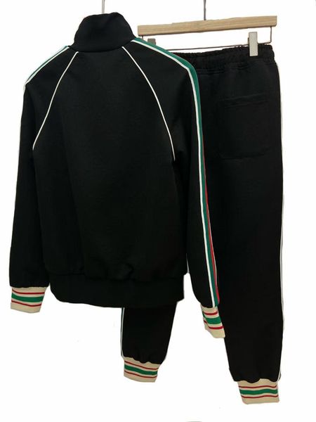 2021 mens designer summer brand tracksuit quality mens clothing sweatshirt sport tracksuits sweater suits, White;black
2021 mens designer summer brand tracksuit quality mens clothing sweatshirt sport tracksuits sweater suits, White;black