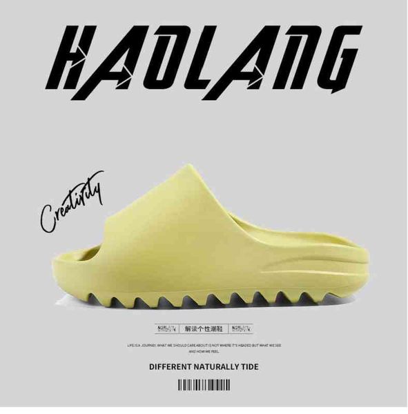 2022 summer new slippers indoor and outdoor stepping on shit thick bottom one-word drag men and women couple slippers t220728, Black
2022 summer new slippers indoor and outdoor stepping on shit thick bottom one-word drag men and women couple slippers t220728, Black
