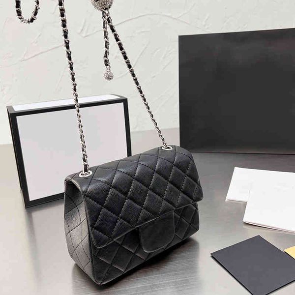 17cm classic mini flap pearly shiny color caviar leather bags quilted square silver metal hardwre matelasse chain crossbody shoulder purse
17cm classic mini flap pearly shiny color caviar leather bags quilted square silver metal hardwre matelasse chain crossbody shoulder purse