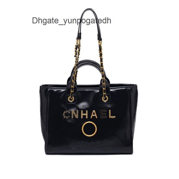luxury designers brand handbags women's beach bags ch metal letter badge tote evening bag small mini body leather handbag large female
luxury designers brand handbags women's beach bags ch metal letter badge tote evening bag small mini body leather handbag large female