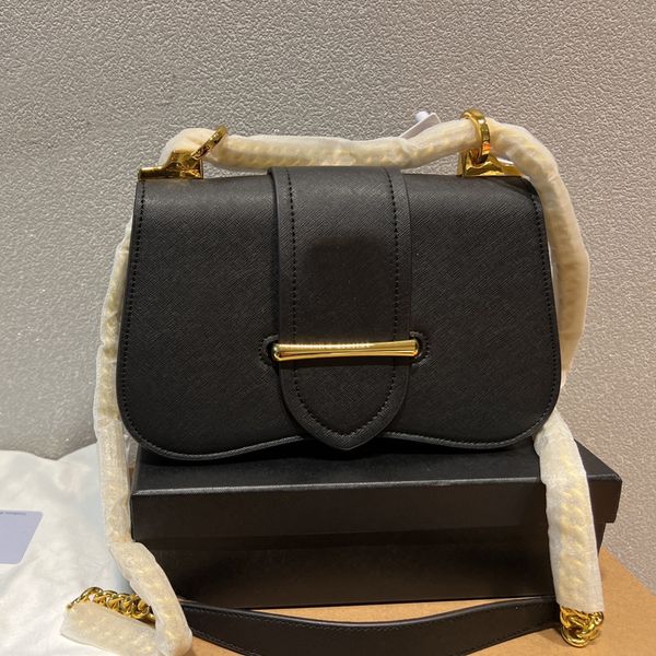 crossbody tote bags luxury designer brand fashion shoulder bags handbags women letter purse phone bag wallet
crossbody tote bags luxury designer brand fashion shoulder bags handbags women letter purse phone bag wallet