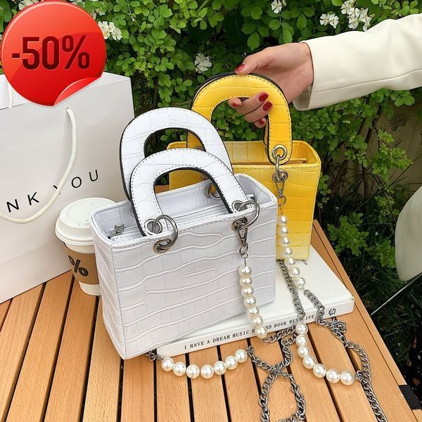 the factory directly bag 2022 new fashion hand-held princs texture stone grain gradient pearl msenger bag
the factory directly bag 2022 new fashion hand-held princs texture stone grain gradient pearl msenger bag
