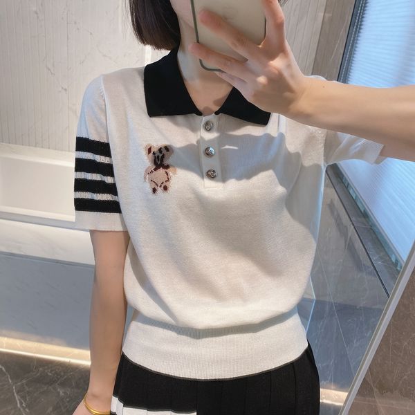 510 l 2022 runway summer brand same style sweater white lapel neck short sleeve t shirt women's sweaters yl, White;black
510 l 2022 runway summer brand same style sweater white lapel neck short sleeve t shirt women's sweaters yl, White;black