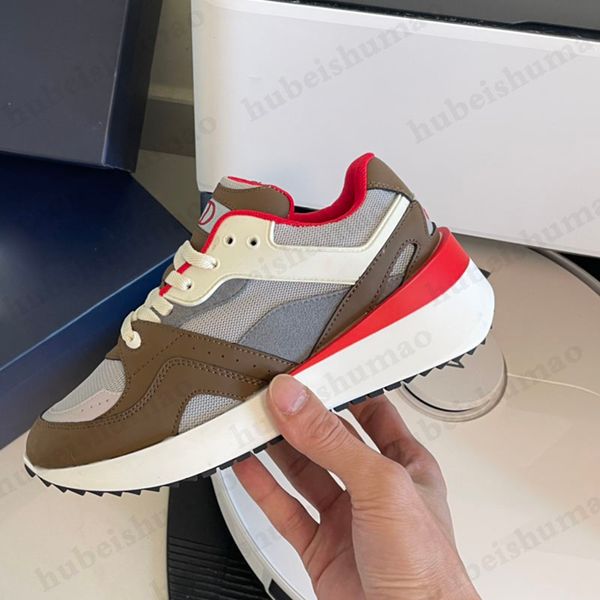 2022 designer womens running shoes letters breathable mesh stitching sneakers athletic low cut leather basketball casual sport shoe platform
2022 designer womens running shoes letters breathable mesh stitching sneakers athletic low cut leather basketball casual sport shoe platform