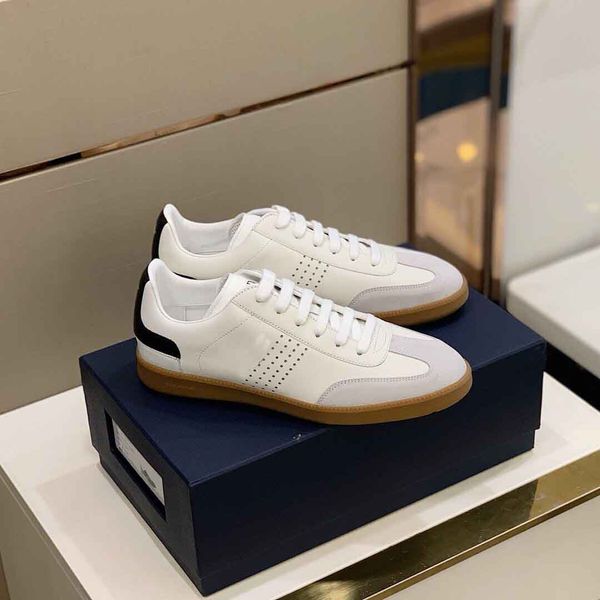 b01s sneakers shoes men white black leather 22s/s trainers rubber sole wholesale discount casual outdoor sports comfort skateboard walking e
b01s sneakers shoes men white black leather 22s/s trainers rubber sole wholesale discount casual outdoor sports comfort skateboard walking e