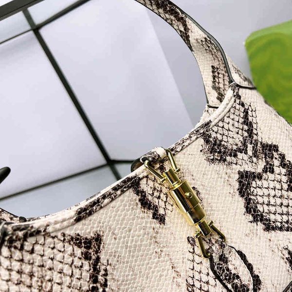shoulder bag crossbody bags summer handbag vintage women designer handbags messenger bag fashion bag purses 220516
shoulder bag crossbody bags summer handbag vintage women designer handbags messenger bag fashion bag purses 220516