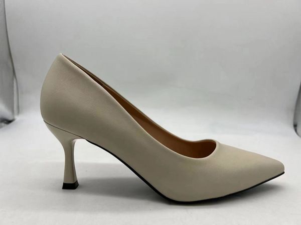 shoes summer the new white pointed thin high heel woman sandals fashion commuter casual shoes, Black;white
shoes summer the new white pointed thin high heel woman sandals fashion commuter casual shoes, Black;white