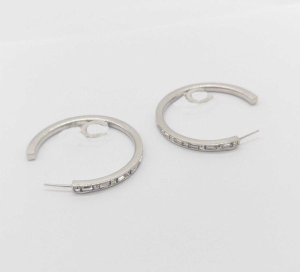 2022 charm drop earring with sparkly diamond in platinum plated for women wedding jewelry gift have box stamp ps7742, Golden
2022 charm drop earring with sparkly diamond in platinum plated for women wedding jewelry gift have box stamp ps7742, Golden