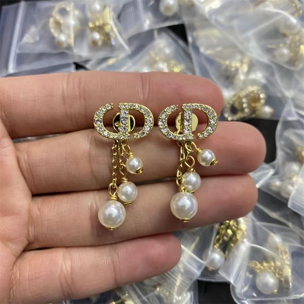full diamond letters size pearl earrings women's high sense earrings, Golden
full diamond letters size pearl earrings women's high sense earrings, Golden