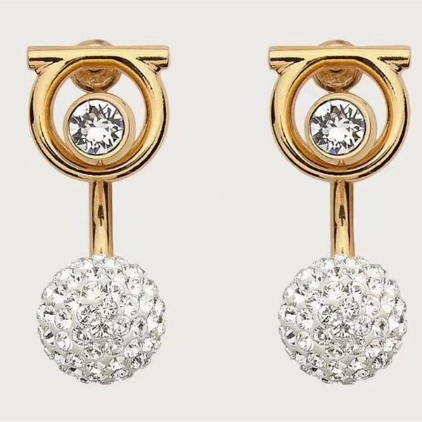 french niche design elegant diamond-studded pearl stud earrings retro high-end temperament curved fashion all-match jewelry gift, Golden;silver
french niche design elegant diamond-studded pearl stud earrings retro high-end temperament curved fashion all-match jewelry gift, Golden;silver