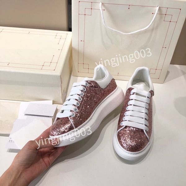 skateboarding boots ones sneaker casual shoes mens women sports white black outdoor trainers sneakers xrx190628
skateboarding boots ones sneaker casual shoes mens women sports white black outdoor trainers sneakers xrx190628