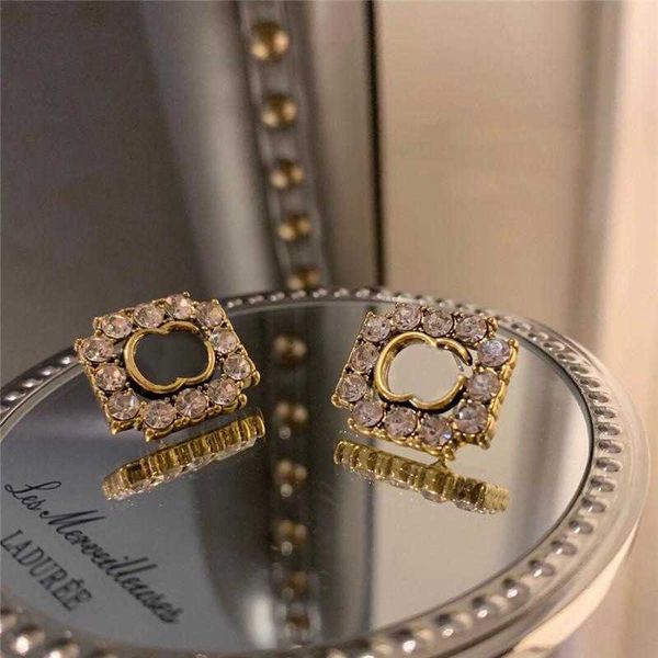 shiny diamond square charm earrings double letter designer eardrops crystal studs with stamps, Golden
shiny diamond square charm earrings double letter designer eardrops crystal studs with stamps, Golden