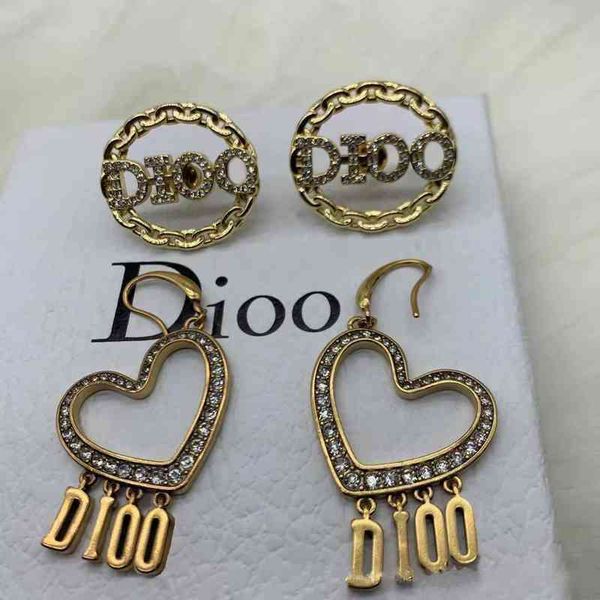 factory outlet earrings new letter diamond heart feminine silver needle earrings, Golden
factory outlet earrings new letter diamond heart feminine silver needle earrings, Golden