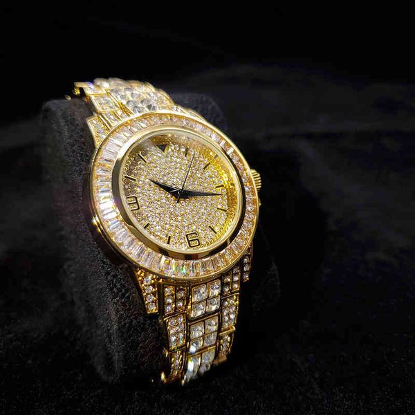 missfox iced out dial watch for man 18k gold luxury shine men's watch diamond hip hop round stainls steel men quartz watchmek2, Slivery;brown
missfox iced out dial watch for man 18k gold luxury shine men's watch diamond hip hop round stainls steel men quartz watchmek2, Slivery;brown