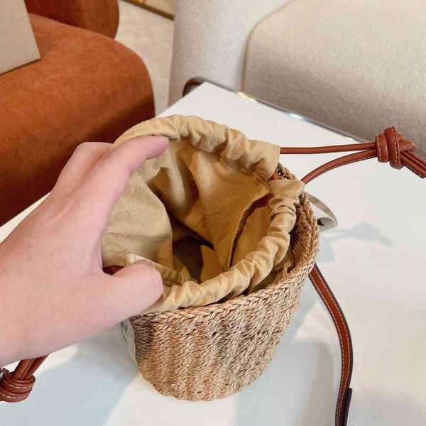 summer tote bags women handbag vacation shoulder bagss luxury designer brand crossbody female woven bucket with inner pocket 220324
summer tote bags women handbag vacation shoulder bagss luxury designer brand crossbody female woven bucket with inner pocket 220324
