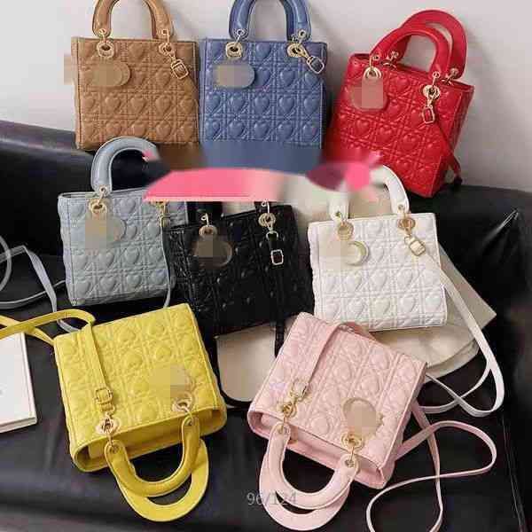 factory direct sale popular style small fragrance female letter princess of wales fashionable versatile shoulder simple mori hand messenger
factory direct sale popular style small fragrance female letter princess of wales fashionable versatile shoulder simple mori hand messenger