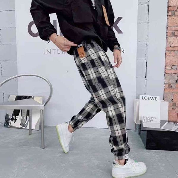 pants men's luo jia's autumn and winter couple's bailingda embroidered leather plaid leisure pants men's women's gu, Black
pants men's luo jia's autumn and winter couple's bailingda embroidered leather plaid leisure pants men's women's gu, Black