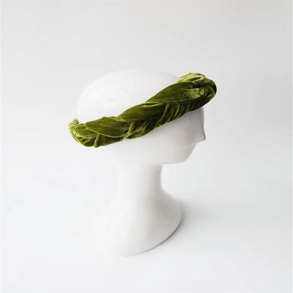 luxury designer silk headbands sports cross elastic women headband fashion girls flowers hair bands scarf spring summer accessorie220y, Silver
luxury designer silk headbands sports cross elastic women headband fashion girls flowers hair bands scarf spring summer accessorie220y, Silver