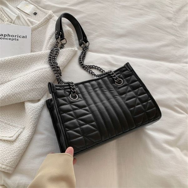 purses autumn winter new women's fashion versatile chain shoulder bag ins minority foreign style tote bag
purses autumn winter new women's fashion versatile chain shoulder bag ins minority foreign style tote bag
