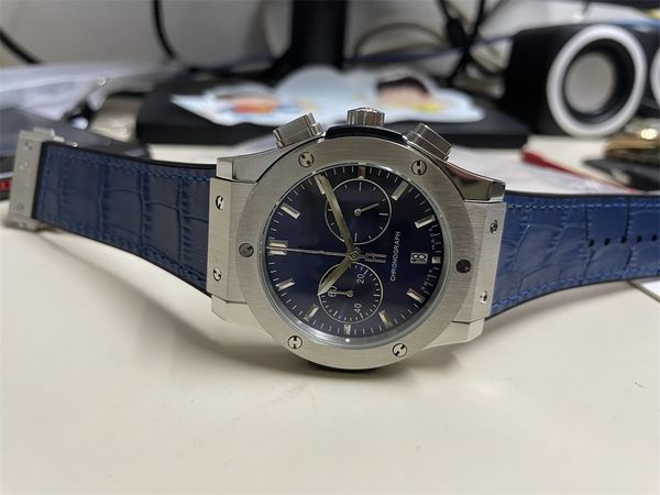 sell classic man watch stainless steel wristwatch quartz satch male clock fashion sports new watches blue face leather strap h02, Slivery;brown
sell classic man watch stainless steel wristwatch quartz satch male clock fashion sports new watches blue face leather strap h02, Slivery;brown