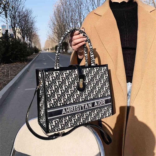 super fire female korean fashion embroidery bag net red large capacity women's tote bag 75% purses stores sale
super fire female korean fashion embroidery bag net red large capacity women's tote bag 75% purses stores sale