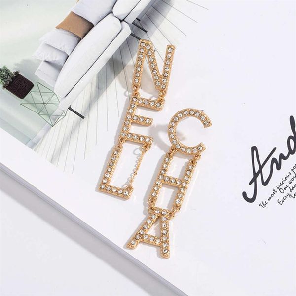c&j luxury cha 18k gold plated geometric letter rhintone stud earrings2503, Golden;silver
c&j luxury cha 18k gold plated geometric letter rhintone stud earrings2503, Golden;silver