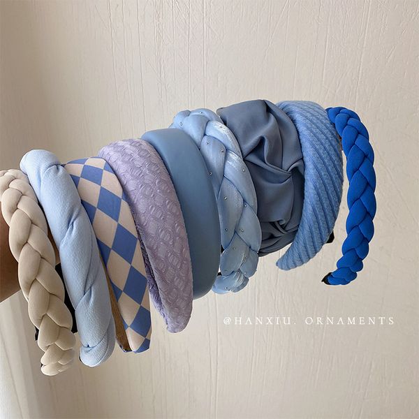 korean ins milk blue color twist geometric headband temperament hair band girl fashion trending new hair accessories, Silver
korean ins milk blue color twist geometric headband temperament hair band girl fashion trending new hair accessories, Silver