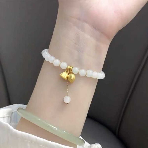 same style saint selenite heart lotus charm bracelets women's hetian jade powder crystal two-world huan bracelet high-quality gift, Golden;silver
same style saint selenite heart lotus charm bracelets women's hetian jade powder crystal two-world huan bracelet high-quality gift, Golden;silver