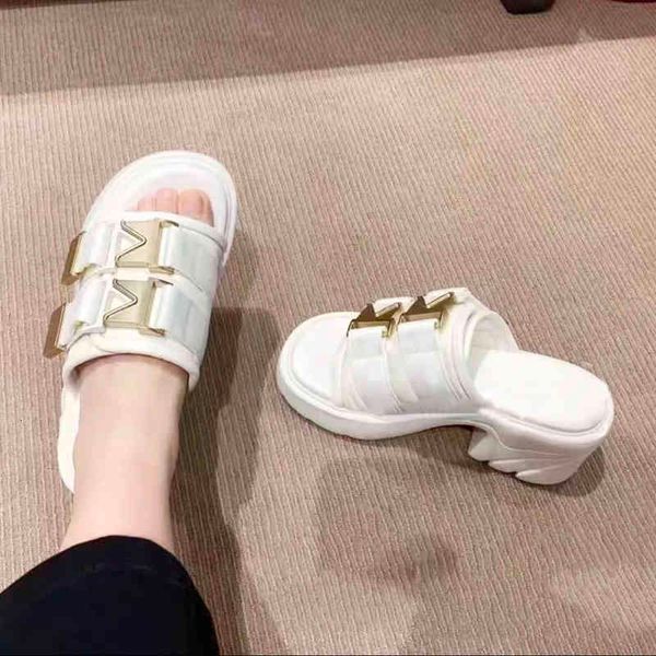 dress shoes the most summer decorative metal buckle casual high heeled slippers women fashion white thick clogs welded sandals, Black
dress shoes the most summer decorative metal buckle casual high heeled slippers women fashion white thick clogs welded sandals, Black