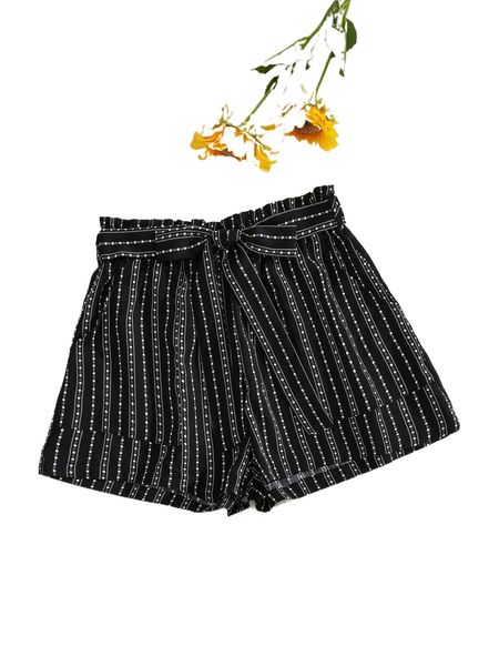 ditsy floral print paperbag waist belted shorts m0jx#, White;black 
ditsy floral print paperbag waist belted shorts m0jx#, White;black