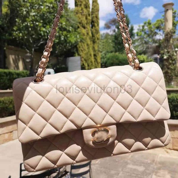 designer channel bag handbag man woman new fashion chain one shoulder messenger women's leather versatile tote bag l9.8in h6.29in
designer channel bag handbag man woman new fashion chain one shoulder messenger women's leather versatile tote bag l9.8in h6.29in