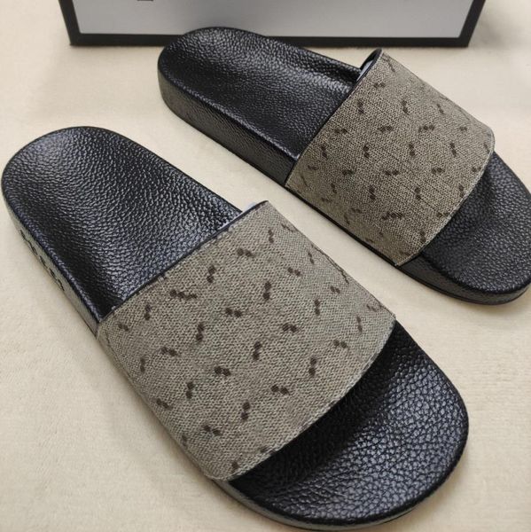 designer bloom leather slippers men women cartoon print slippers with box flowers printing summer beach flat sandals, Black
designer bloom leather slippers men women cartoon print slippers with box flowers printing summer beach flat sandals, Black