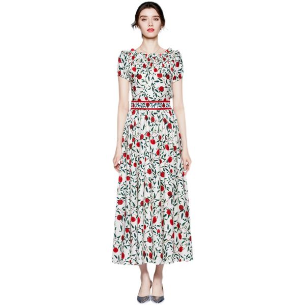 2022 summer floral party long dress short sleeve woman designer milan style slash neck print prom slim a-line dresses runway women clothes c, Black;gray
2022 summer floral party long dress short sleeve woman designer milan style slash neck print prom slim a-line dresses runway women clothes c, Black;gray