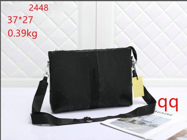designer italian mens shoulder bags man leather briefcases men handbag bolsas luxury messenger bag school bookbag 2448#trdew
designer italian mens shoulder bags man leather briefcases men handbag bolsas luxury messenger bag school bookbag 2448#trdew