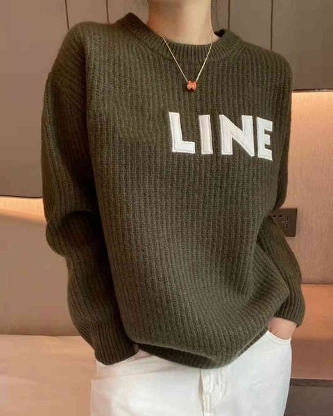 2022c factory direct sale trendy brand men's t-shirts women's c's autumn and winter new simple style sweater letter embroider, White
2022c factory direct sale trendy brand men's t-shirts women's c's autumn and winter new simple style sweater letter embroider, White