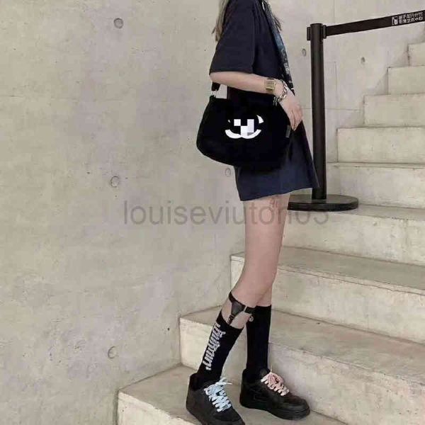designer messenger channel bag man woman lovers velvet backpack autumn and winter medieval single shoulder postman fashion brands bag l11.4i
designer messenger channel bag man woman lovers velvet backpack autumn and winter medieval single shoulder postman fashion brands bag l11.4i