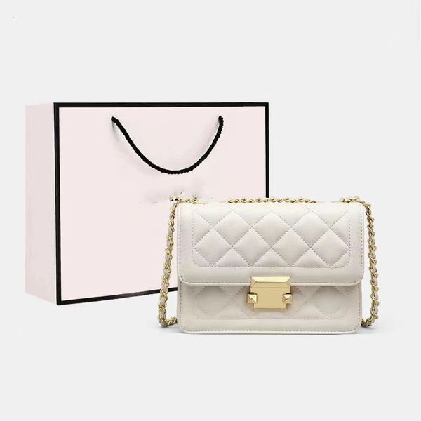 2022 new oblique ladies designer shoulder bag all-match ins fashion small shoulder bag chain bag
2022 new oblique ladies designer shoulder bag all-match ins fashion small shoulder bag chain bag