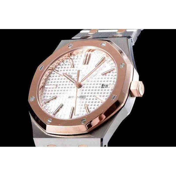 om 15400 is 41mm in diameter and 10 mm thick with a 3120 integrated movement sapphire crystal mirror sand case diminishing chain, Slivery;brown
om 15400 is 41mm in diameter and 10 mm thick with a 3120 integrated movement sapphire crystal mirror sand case diminishing chain, Slivery;brown