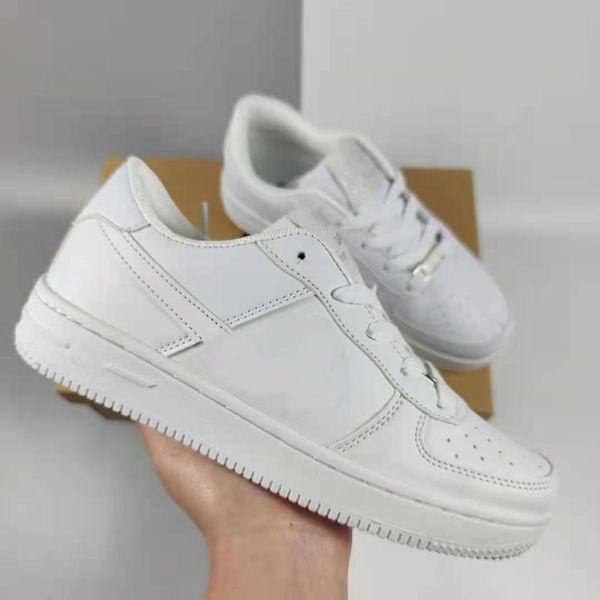 2022 classic men women skateboard sports shoes fashion low cut lace-up leather casual flats zapatillas sneakers trainers 36-44, Black
2022 classic men women skateboard sports shoes fashion low cut lace-up leather casual flats zapatillas sneakers trainers 36-44, Black