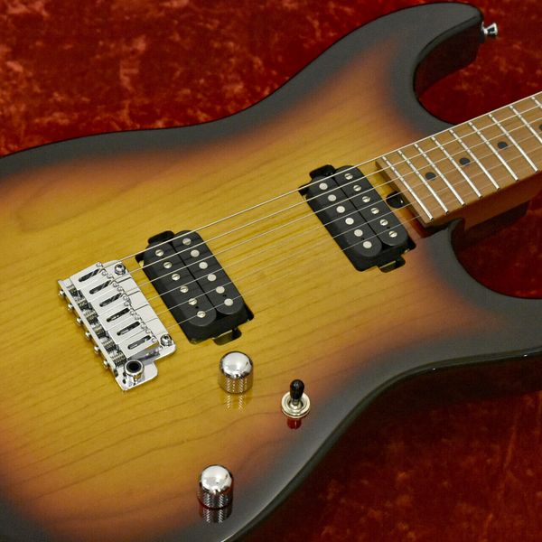 t-custom by t's guitars: dst-22rm -3 tone sunburst- electric guitar
t-custom by t's guitars: dst-22rm -3 tone sunburst- electric guitar