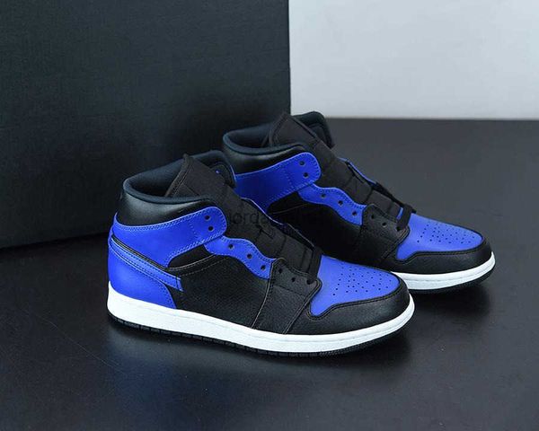 jumpman 1 mid royal black blue men/women basketball shoes outdoor sneakers sports with original box fast delivery
jumpman 1 mid royal black blue men/women basketball shoes outdoor sneakers sports with original box fast delivery