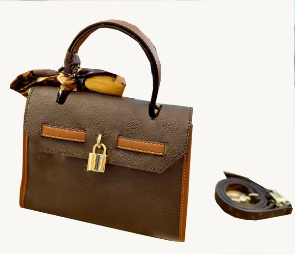 new fashion classic bags womens handbags purse ladies tote monogram emeinte leather bag 22cm aqe 08071
new fashion classic bags womens handbags purse ladies tote monogram emeinte leather bag 22cm aqe 08071