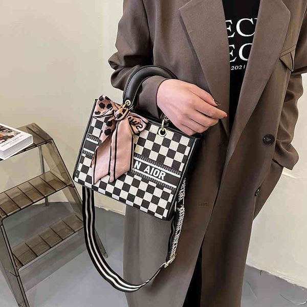 2022 new designer handbags version autumn and portable one capacity high-grade sense foreign style versatile
2022 new designer handbags version autumn and portable one capacity high-grade sense foreign style versatile