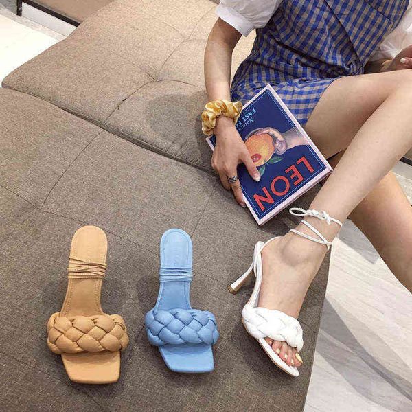 sandals korean version woven fluffy high heels designer cross strap thin heeled sandals women fashion slippers 220325, Black
sandals korean version woven fluffy high heels designer cross strap thin heeled sandals women fashion slippers 220325, Black