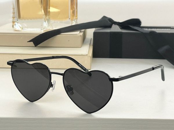 womens sunglasses for women men sun glasses mens fashion style protects eyes uv400 lens with case 301, White;black
womens sunglasses for women men sun glasses mens fashion style protects eyes uv400 lens with case 301, White;black