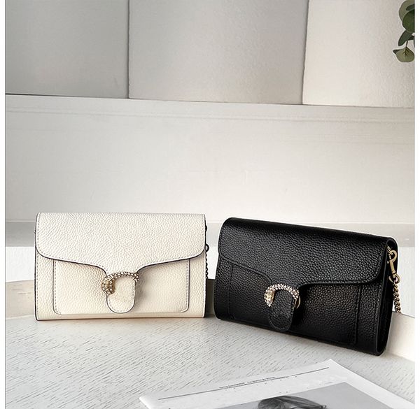 new 79438 ladies' noble evening bags dinner bag gem inlaid high-grade dionysian baotou layer cowhide texture good women handbag
new 79438 ladies' noble evening bags dinner bag gem inlaid high-grade dionysian baotou layer cowhide texture good women handbag
