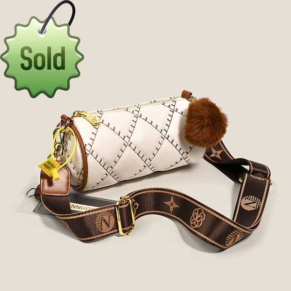 embroidered checkered 2022 new texture style wide diagonal fashion solid color shoulder messenger ladies designer bag handbag
embroidered checkered 2022 new texture style wide diagonal fashion solid color shoulder messenger ladies designer bag handbag